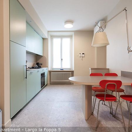 Brera Apartments In Moscova Milan Bagian luar foto